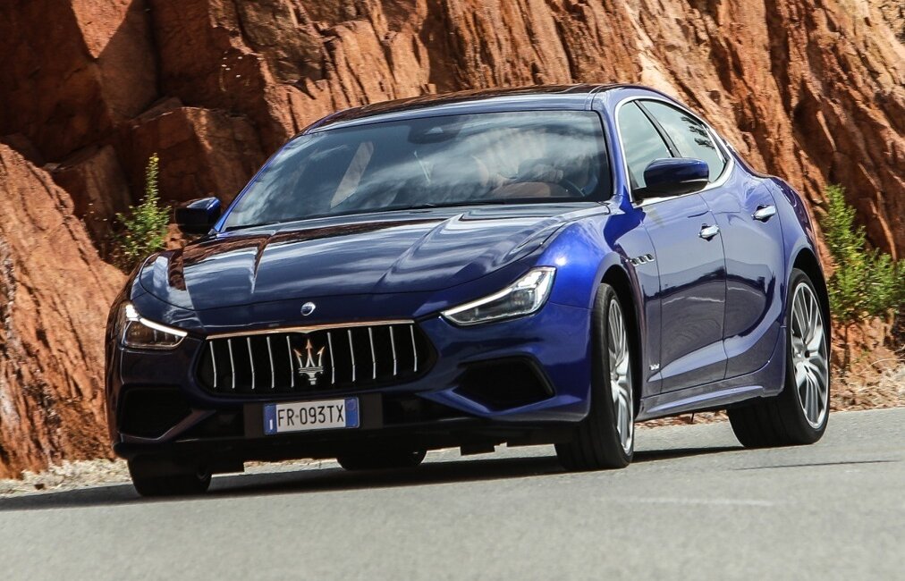 2017 - н.в. 3 поколениерестайлинг (M157)