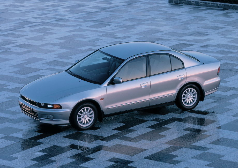 1996 - 1999 8 поколение (EA)