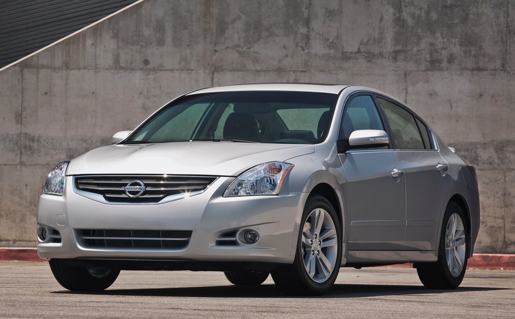 2009 - 2013 L32 рестайлинг