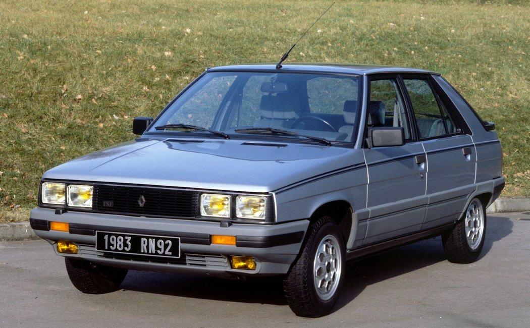 1983 - 1989 1 поколение(B/C37)