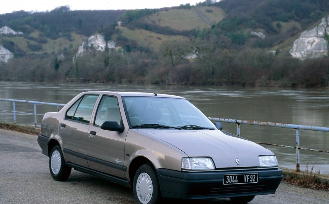 1988 - 1992 1 поколение(L53)