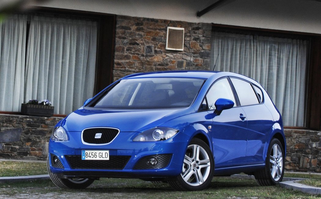 2009 - 2012 2 поколениерестайлинг (1P1)