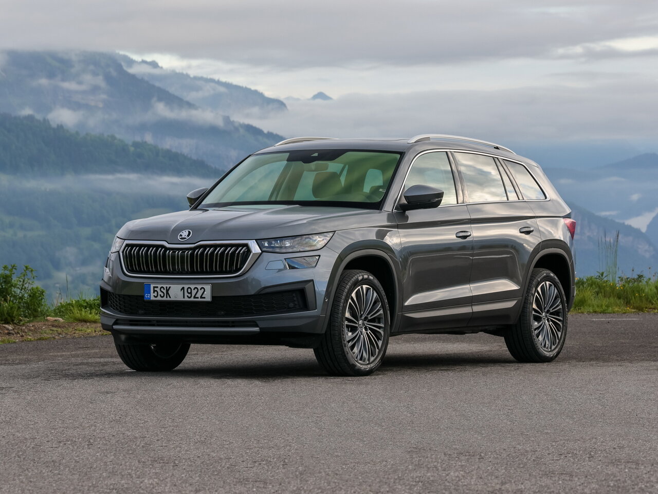 2021 - н.в. 1 поколениерестайлинг (NS7)