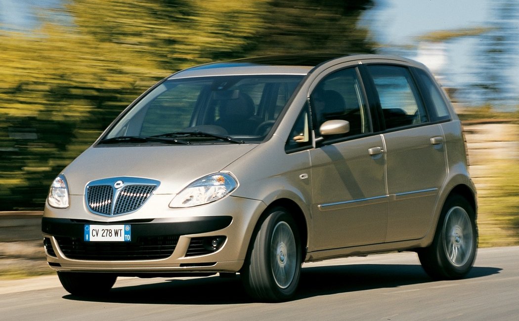 2004 - 2007 1 поколение(350)